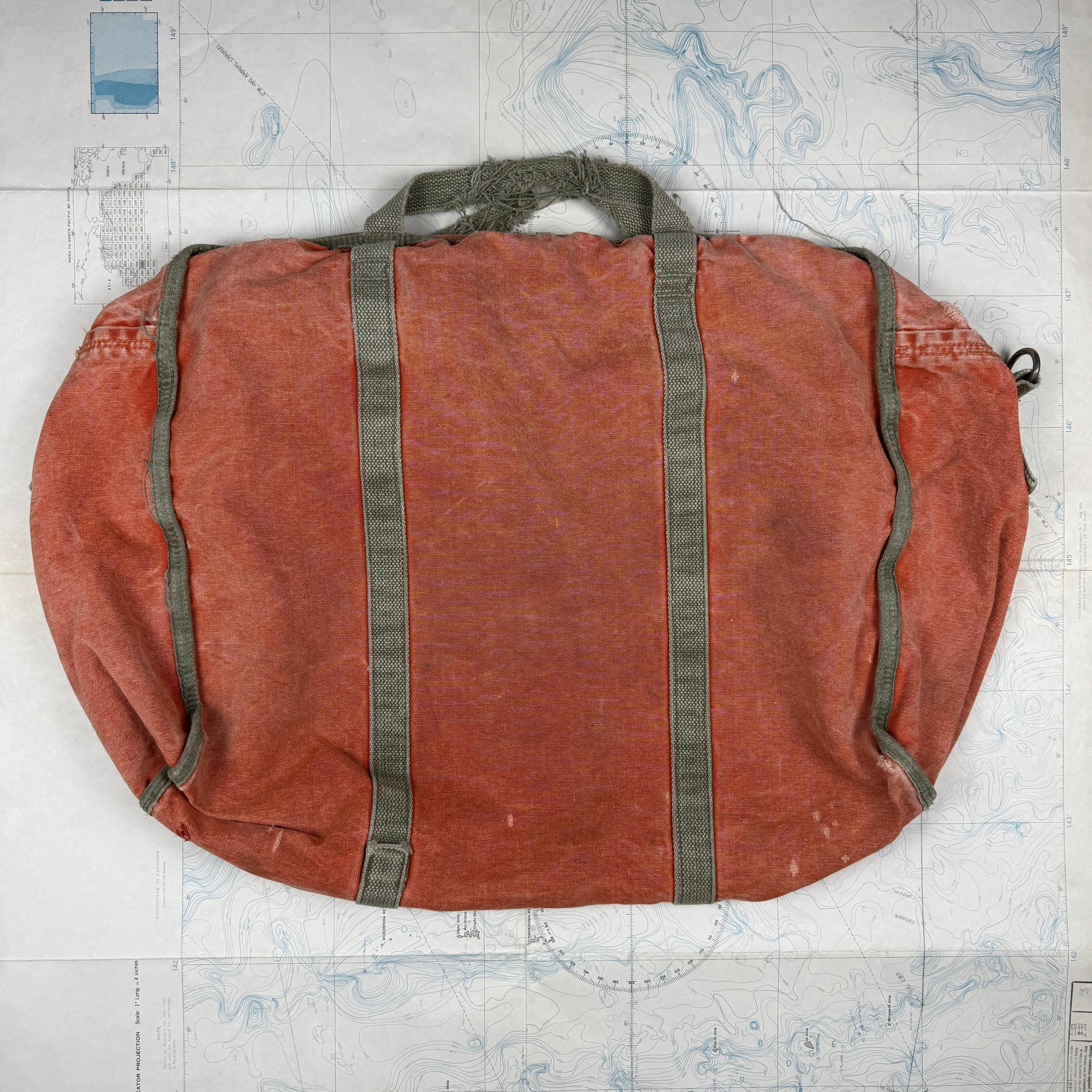 United States Antarctic Program Canvas Boomerang Bag 2