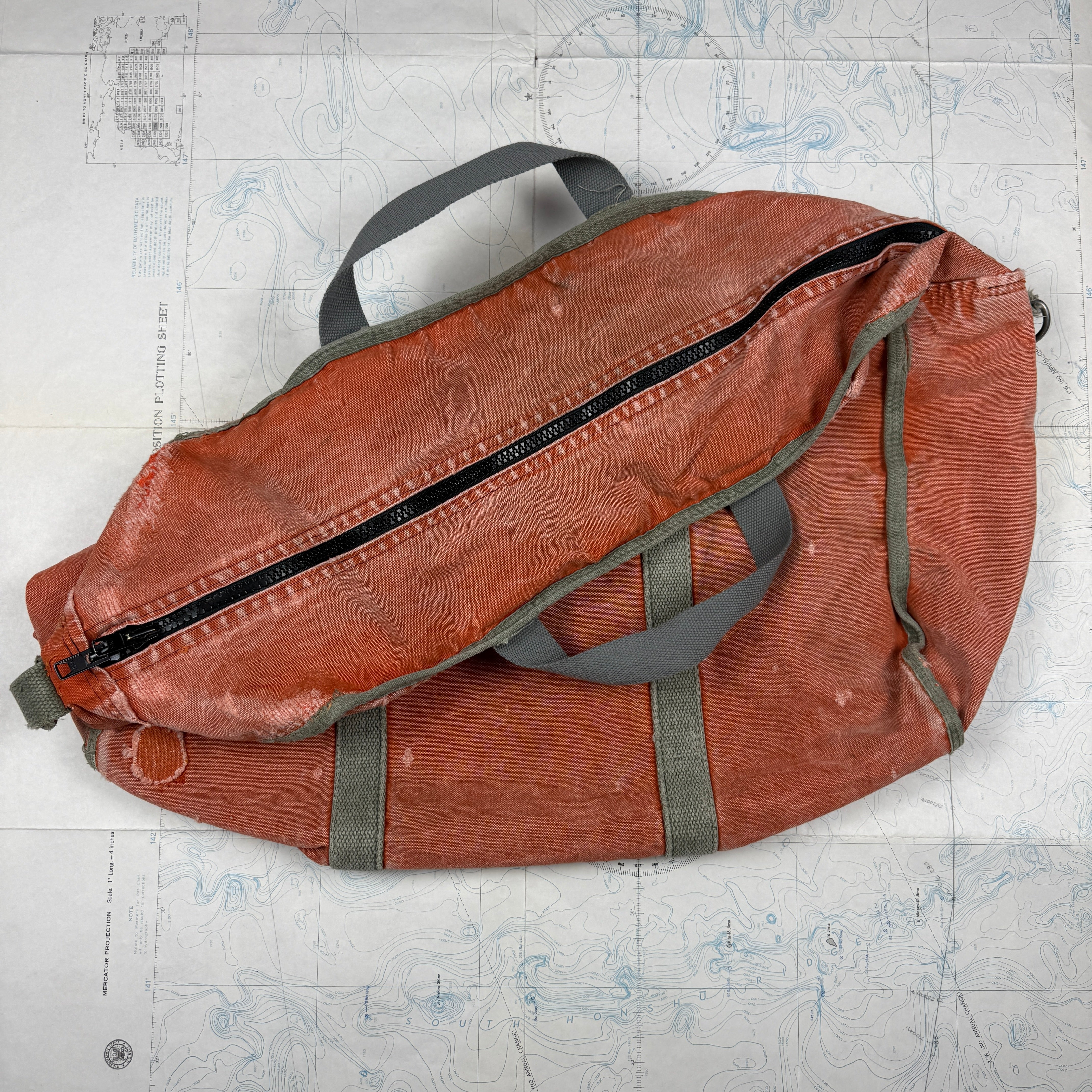 United States Antarctic Program Canvas Boomerang Bag 3