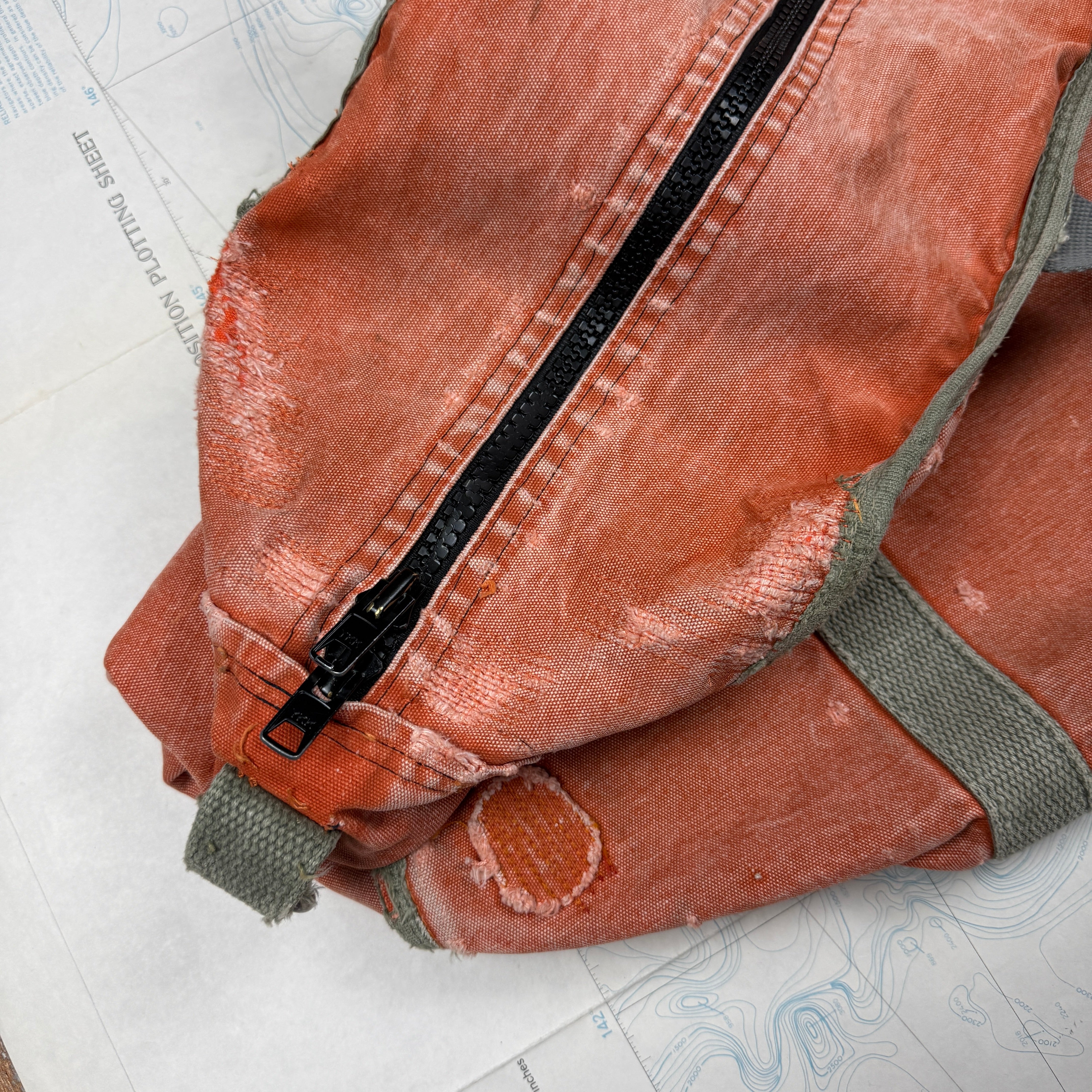 United States Antarctic Program Canvas Boomerang Bag 3