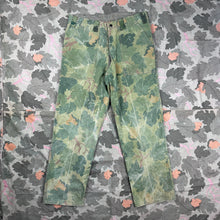 Load image into Gallery viewer, USMC Mitchell Camo OG107 Trousers
