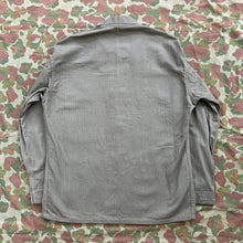 Load image into Gallery viewer, Mint Condition USMC P41 HBT Fatigue Shirt
