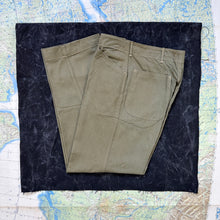 Load image into Gallery viewer, USMC P41 HBT Fatigue Pants - Deadstock
