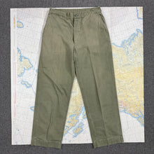 Load image into Gallery viewer, USMC P53 HBT Fatigue Trousers - Size 33
