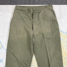 Load image into Gallery viewer, USMC P53 HBT Fatigue Trousers - Size 33
