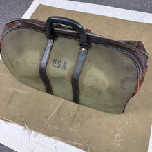 Load image into Gallery viewer, US Navy WW2 Aviators M-432A Kit Bag
