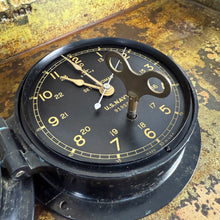 Load image into Gallery viewer, US Navy 1944 Seth Thomas Ship&#39;s Clock
