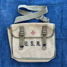 Load image into Gallery viewer, US Navy Early War Corpsman Bag
