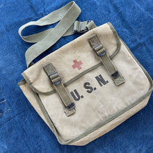 Load image into Gallery viewer, US Navy Early War Corpsman Bag
