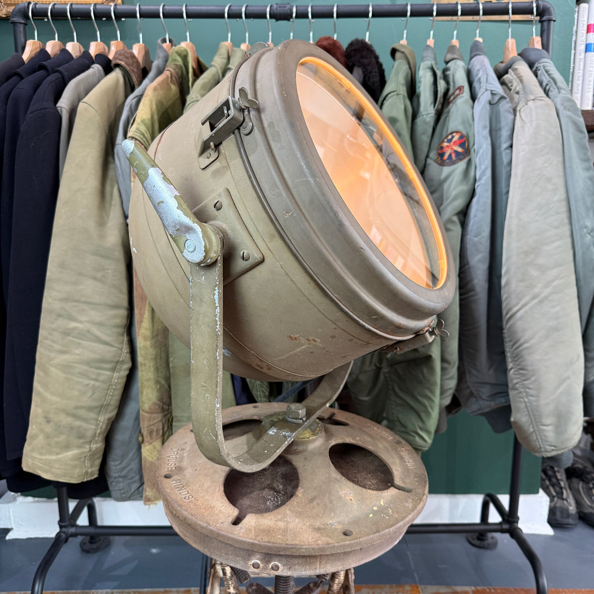 US Navy WW2 Crouse Hinds Floodlight