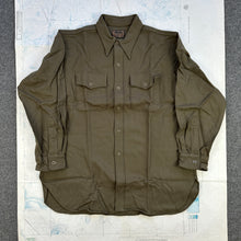 Load image into Gallery viewer, US Navy WW2 Heavy Flying Shirt - Deadstock &amp; Large Size 2
