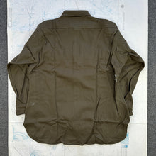 Load image into Gallery viewer, US Navy WW2 Heavy Flying Shirt - Deadstock &amp; Large Size 2
