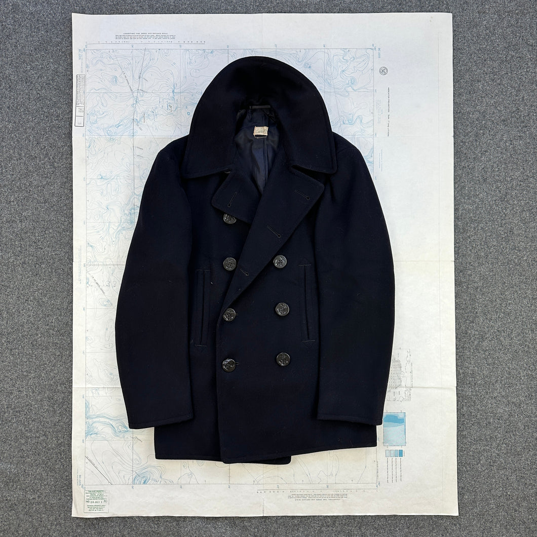 US Navy Mid WW2 Peacoat -  Mint Condition- Size 36