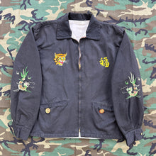 Load image into Gallery viewer, Vietnam Da-Nang Souvenir Jacket
