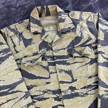 Load image into Gallery viewer, Vietnamese Marine Corps Advisor Tiger Shirt
