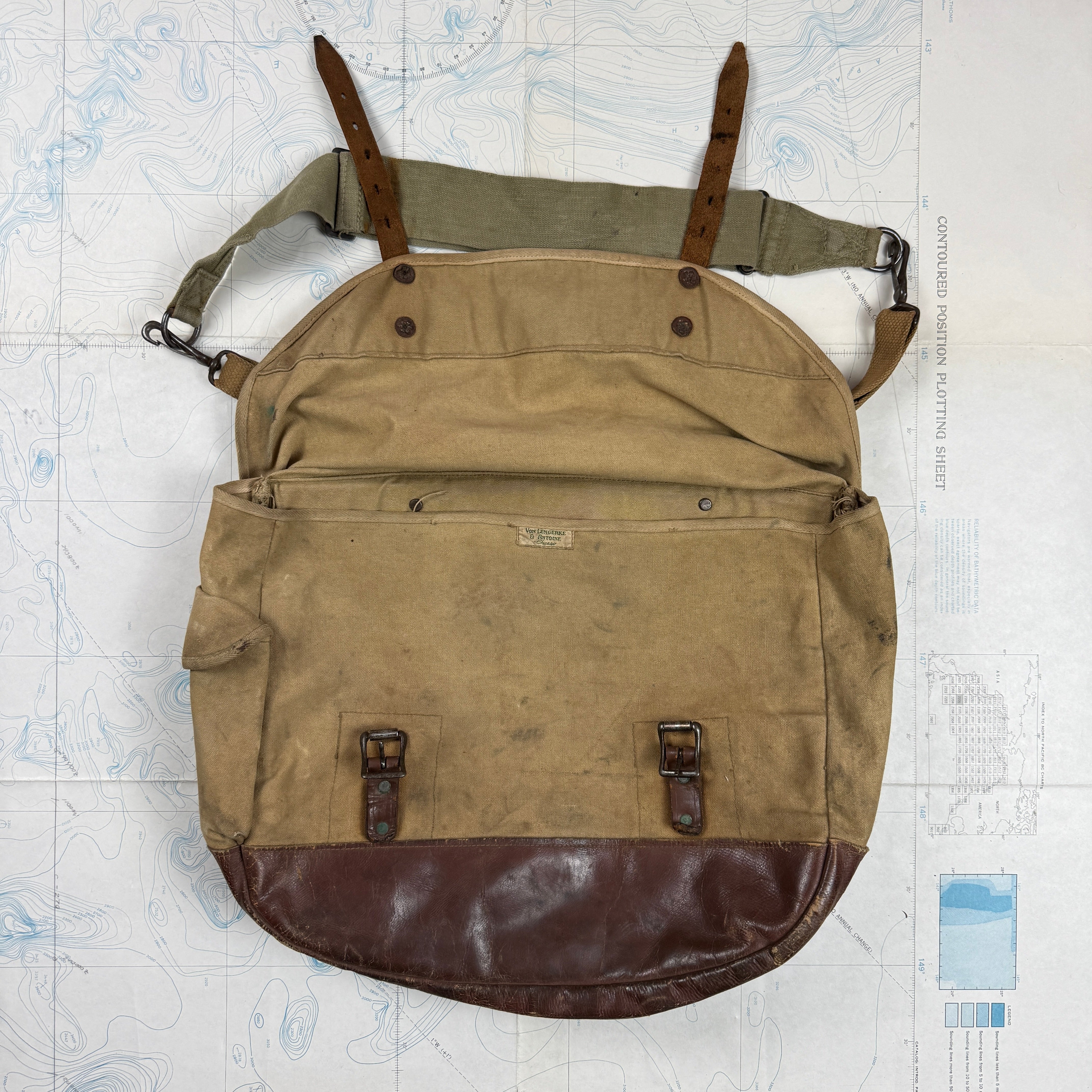 Von Lengerke & Antoine (Abercrombie & Fitch) WW2 Officers Musette/Hunting Bag