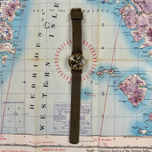 Load image into Gallery viewer, US Army 1950s - Vietnam Waltham Wrist Compass
