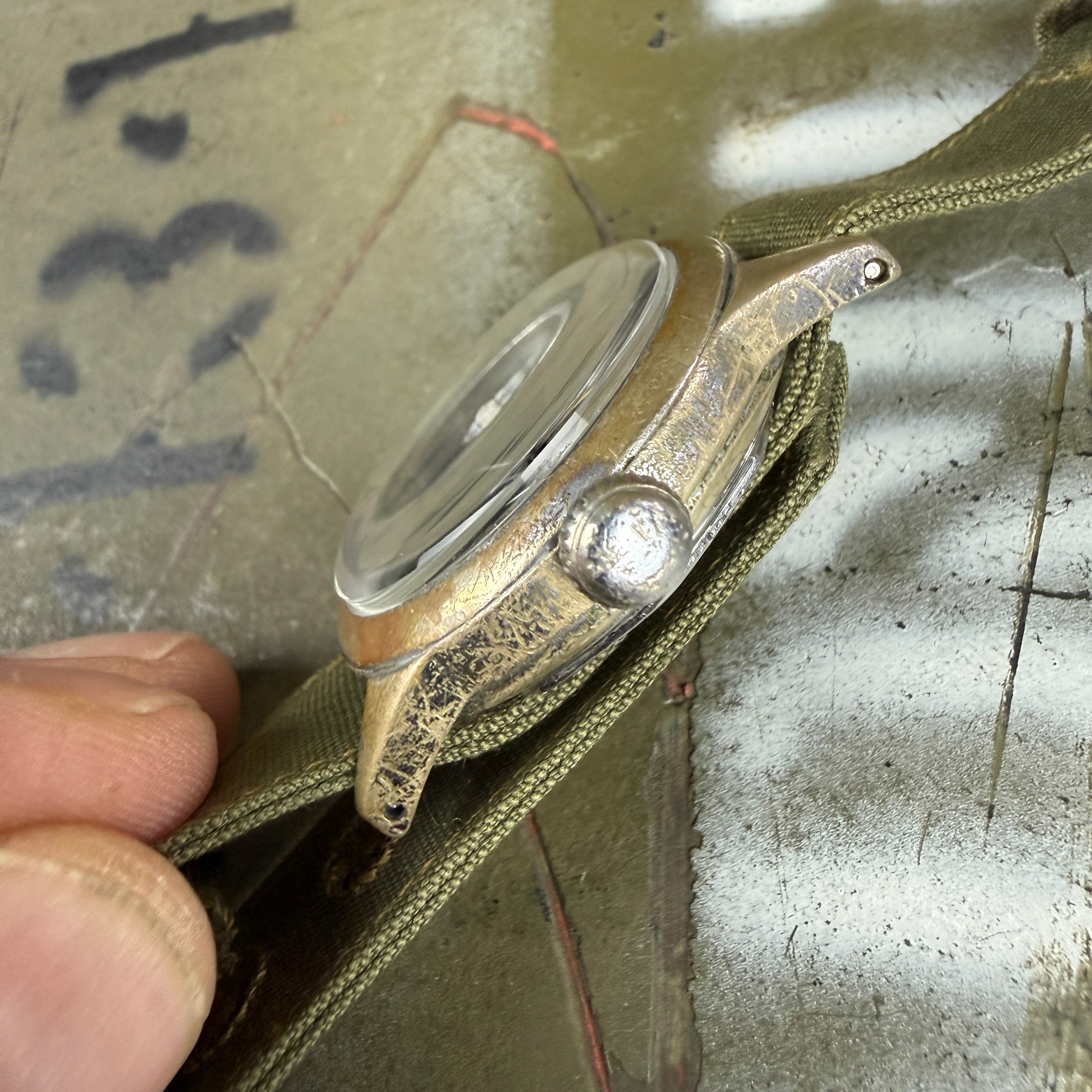 US Navy 1942 Waltham FSSC-88-W-800 Watch