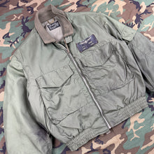 Load image into Gallery viewer, US Navy 1963 Winter Flying "WEP" Jacket - Very good Condition
