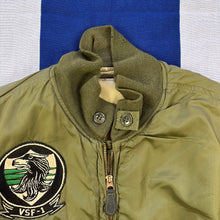 Load image into Gallery viewer, US Navy 1960s Winter Flying &quot;WEP&quot; Jacket - Good Condition
