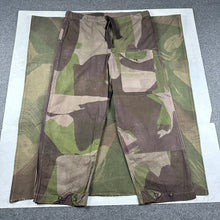 Load image into Gallery viewer, British Army WW2 Windproof Camo Trousers - Size 2
