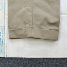 Load image into Gallery viewer, Wrangler 1950s Chinos Deadstock
