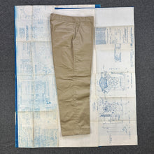 Load image into Gallery viewer, Wrangler 1950s Chinos Deadstock
