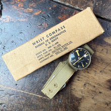 Load image into Gallery viewer, US Navy WW2 Wrist Compass - Deadstock

