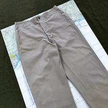 Load image into Gallery viewer, US Army WW2 1937 Pattern Chino Trousers - Size 34

