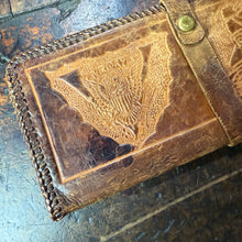 Load image into Gallery viewer, US Army WW2 Hand Tooled Victory Leather Waller
