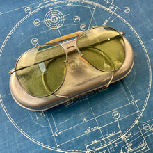 Load image into Gallery viewer, USAAF WW2 Bausch &amp; Lomb Aviator Sunglasses
