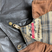 Load image into Gallery viewer, Belstaff Trialmaster Early 1950s Chequered Flag
