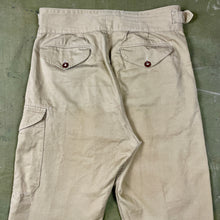 Load image into Gallery viewer, British Army 1951 Jungle &#39;Gurkha&#39; Trousers
