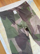 Load image into Gallery viewer, British Army WW2 Windproof Trousers Camo
