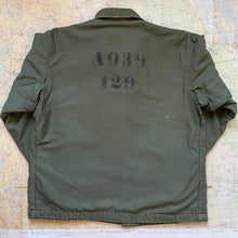 Load image into Gallery viewer, Incredibly Rare US Navy Early 60s First Pattern A2 Deck Jacket
