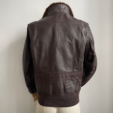 Load image into Gallery viewer, US Navy 1943 Type M-422A Flight Jacket - Beautiful Condition
