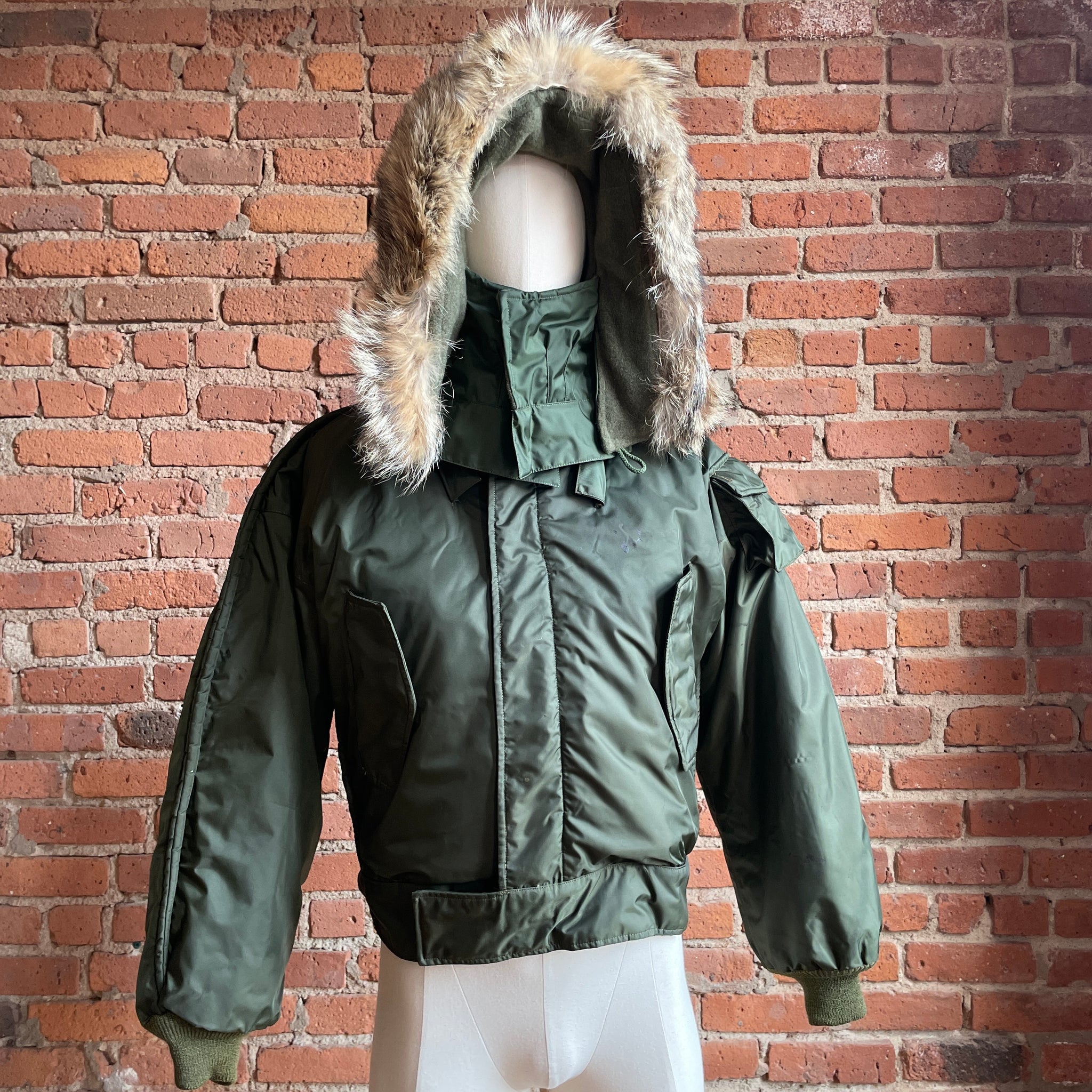 Jacket extreme cold weather hotsell