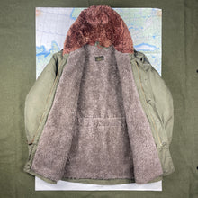 Load image into Gallery viewer, USAAF 1943 B-11 Winter Flying Parka - Mint Condition
