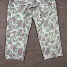 Load image into Gallery viewer, USMC WW2 P44 Frogskin Pants
