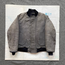 Load image into Gallery viewer, US Navy 1942/43 Blue Hook Deck Jacket - Size 38/40
