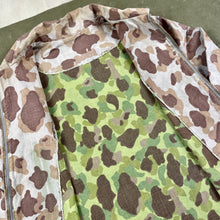 Load image into Gallery viewer, USMC Vietnam Frogskin Camo Shirt
